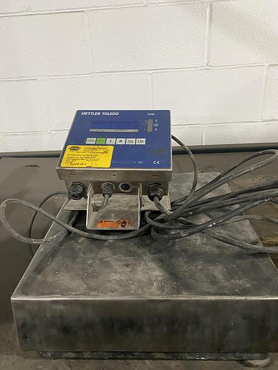 Used METTER TOLEDO SCALE UB