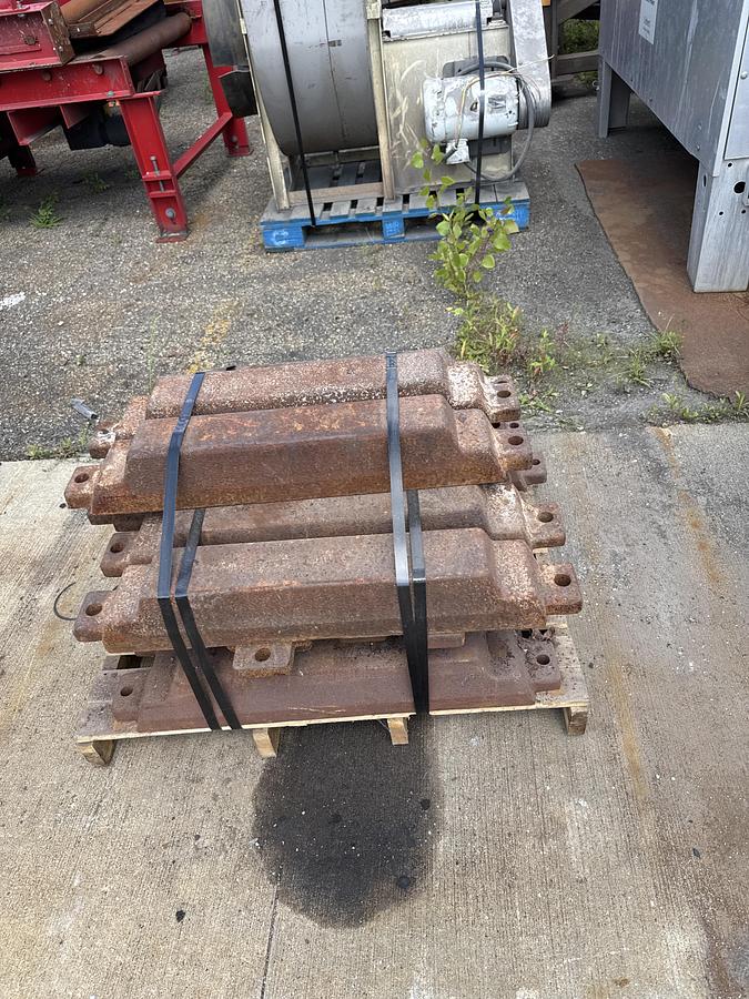 Used IGNOT LINE  PIG MOLD CONVEYOR