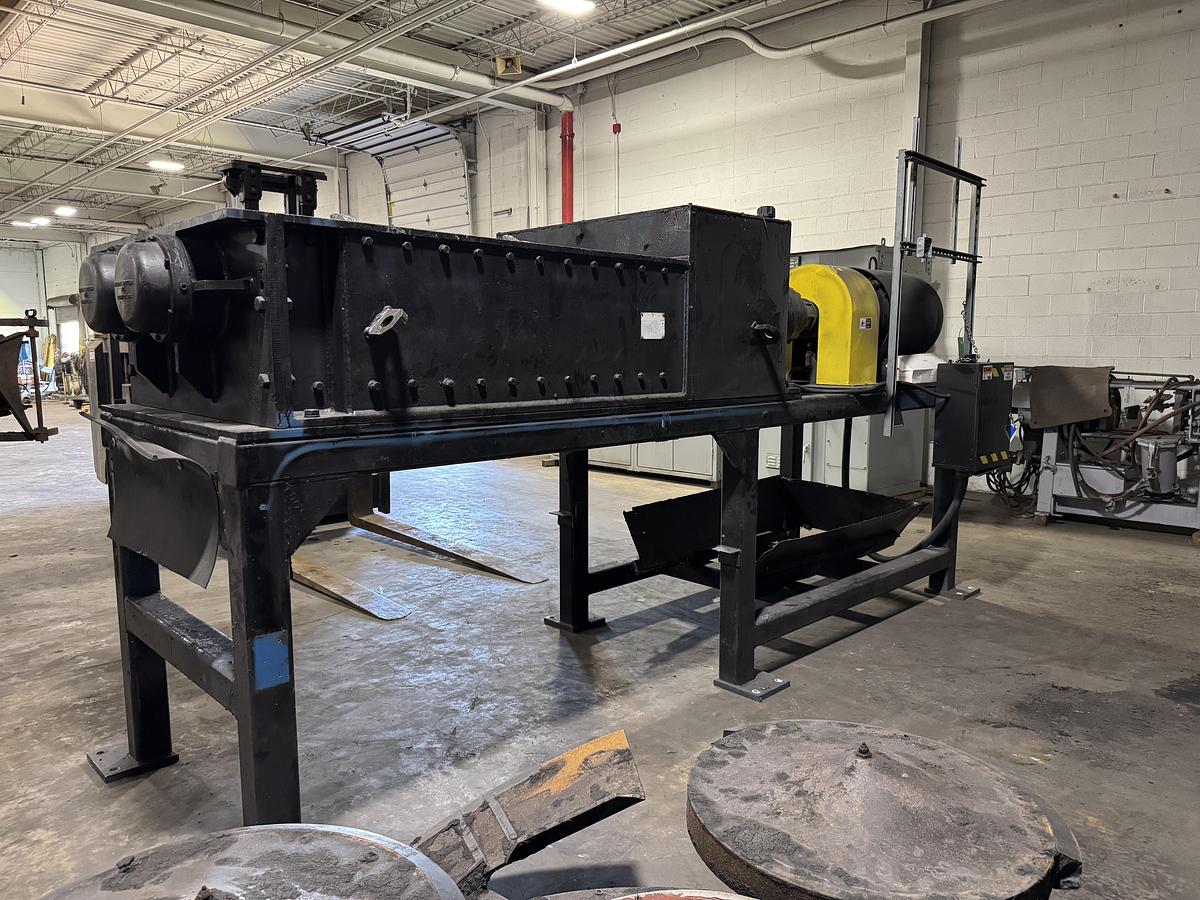 Used SSI SHREDDING SYSTEMS 2400e DOUBLE SHAFT 200 HP