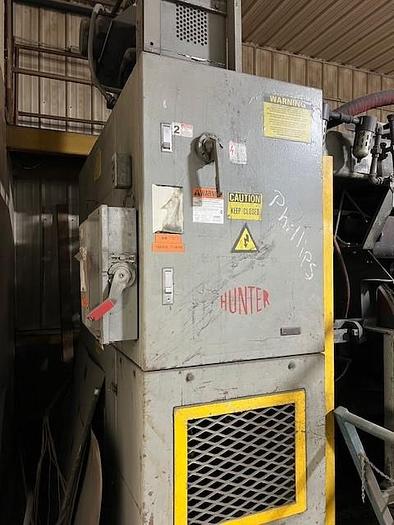 Used HUNTER 20E MOLDING MACHINE