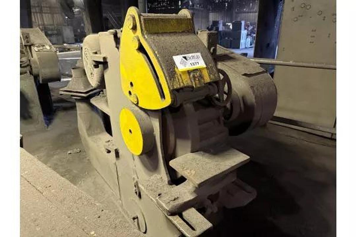 Used INDUSTRIAL PEDESTAL GRINDER