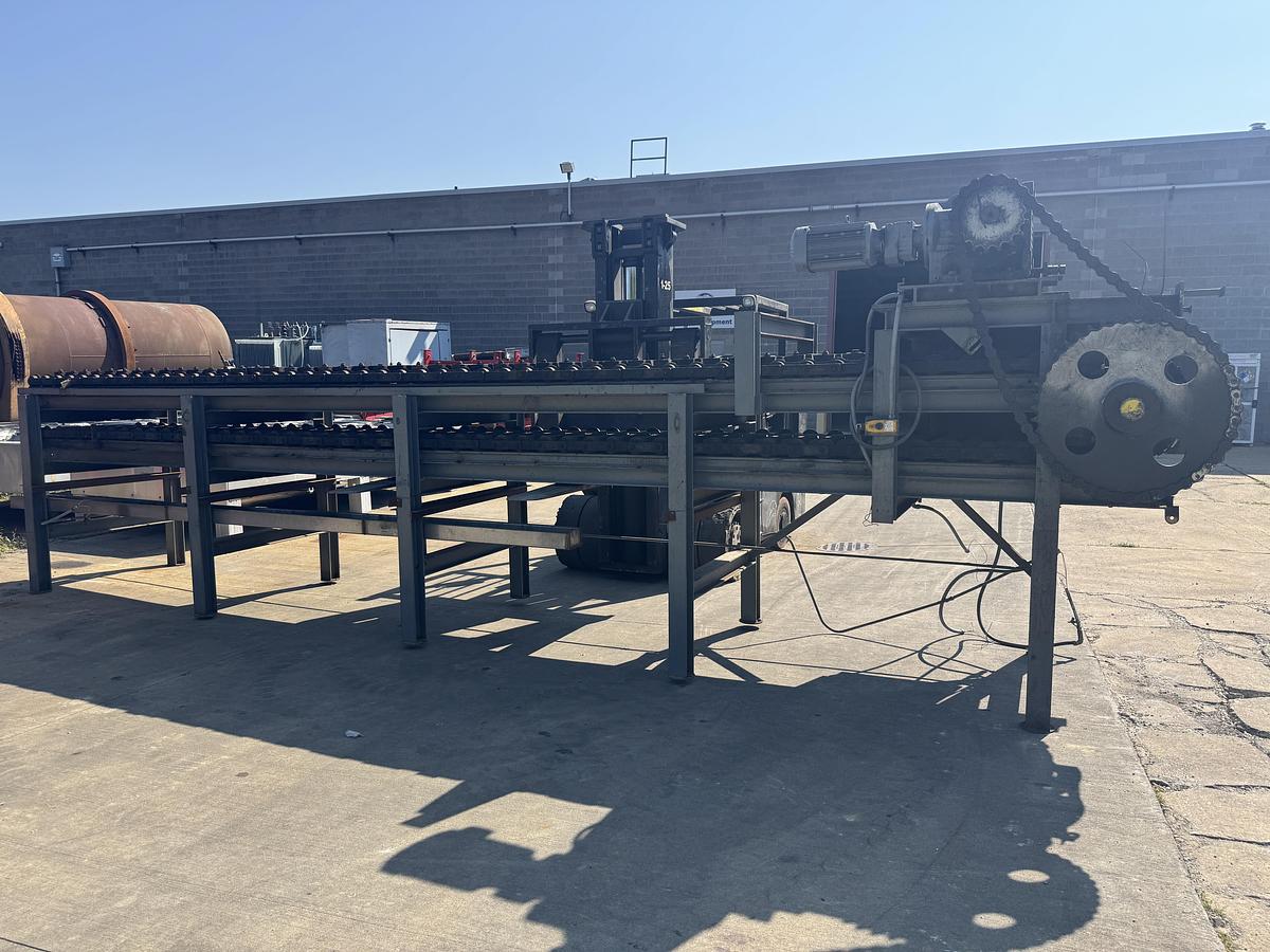 Used IGNOT LINE  PIG MOLD CONVEYOR