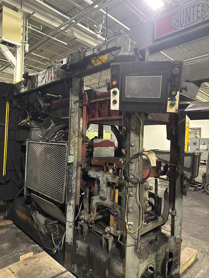 Used 1994 HUNTER 20E AUTOMATED MOLDING MACHINE