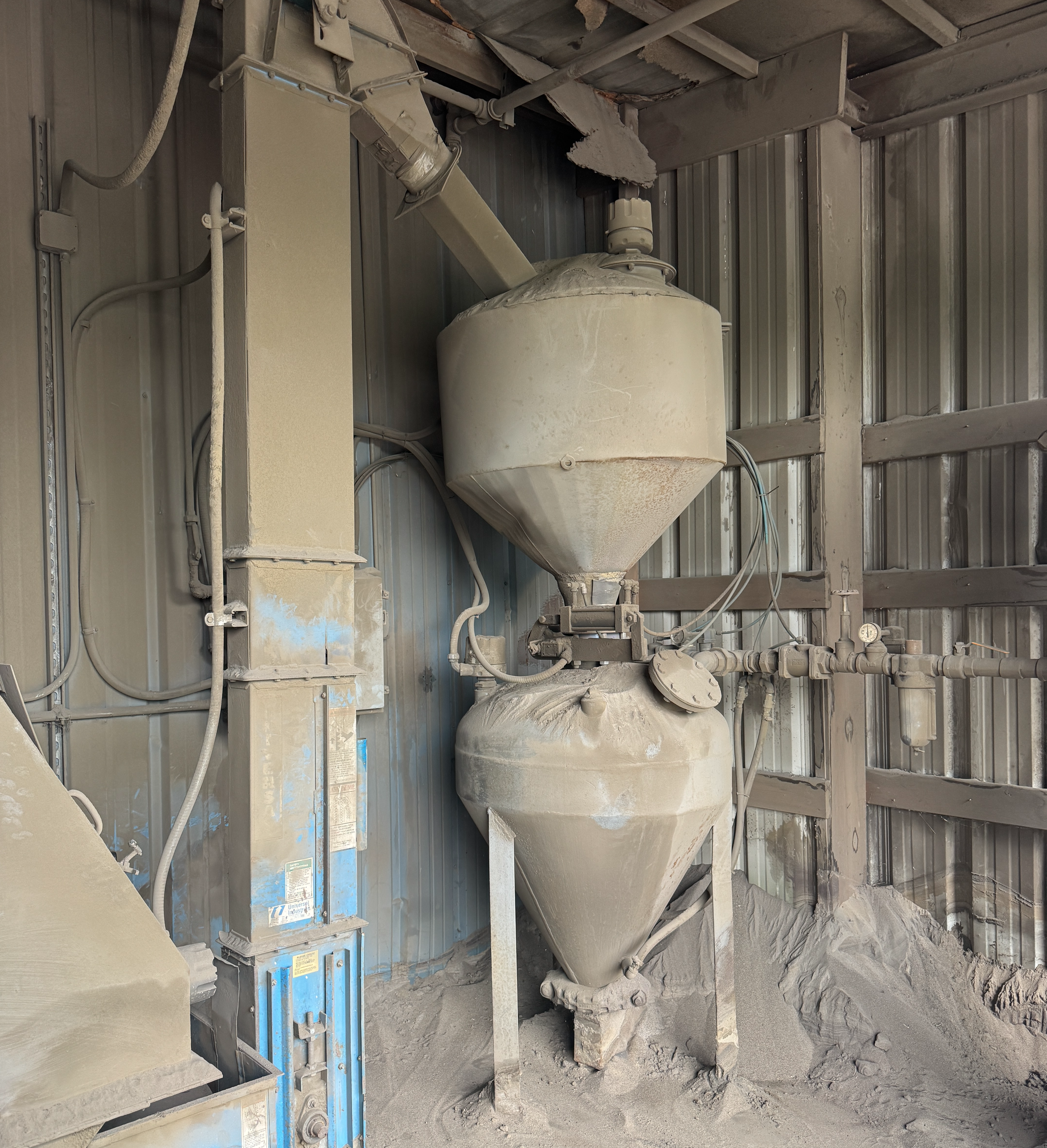 Used TINKER OMEGA SAND TRANSPORTER