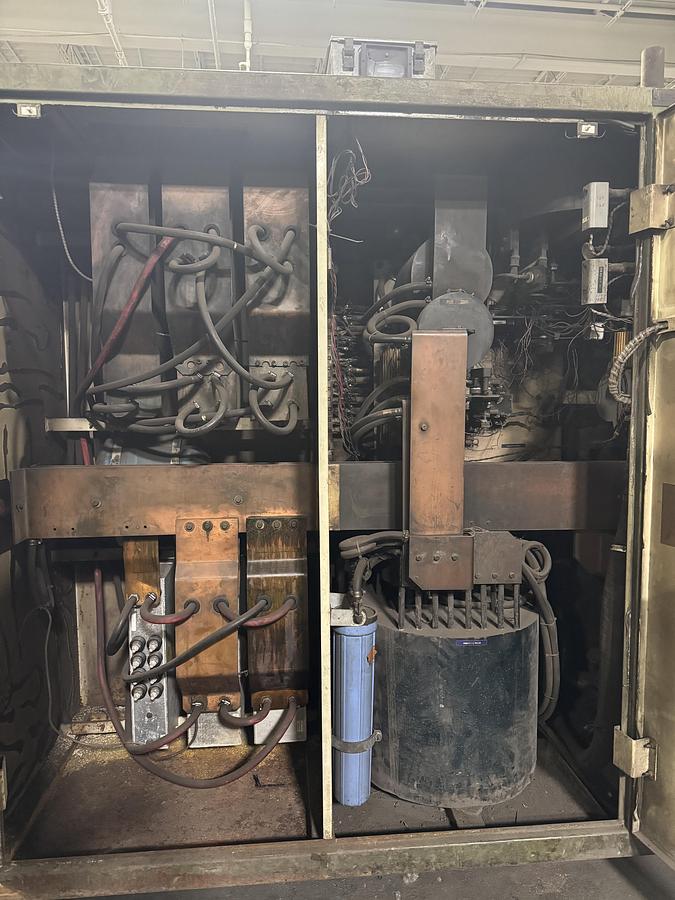 Used 1994 INDUCTOTHERM VIP POWER TRAK 350-10CR