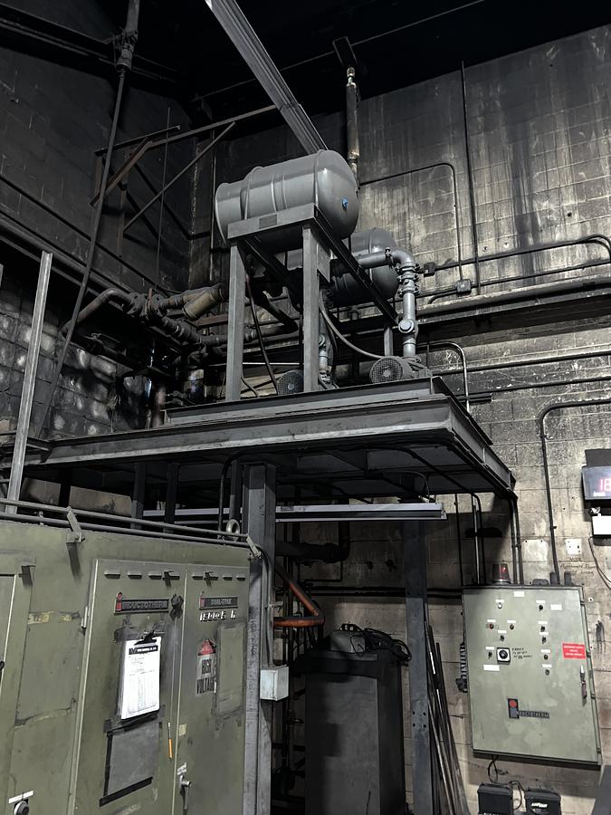 Used 2000 INDUCTOTHERM DUAL TRAK 1500-5R