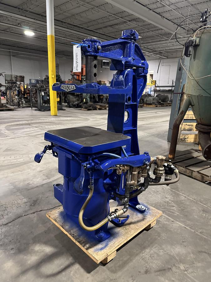 Used OSBORN SQUEEZE MOLDING MACHINE