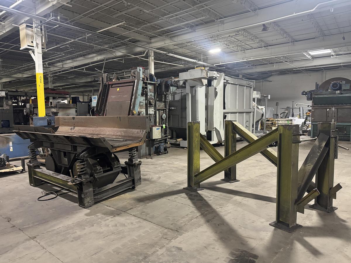 Used GENERAL KINEMATICS 2 WAY FEEDER