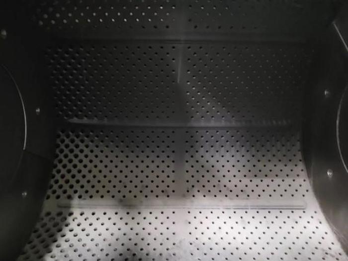 Used WHEELABRATOR TRB-6 RUBBER BELT BLASTING MACHINE