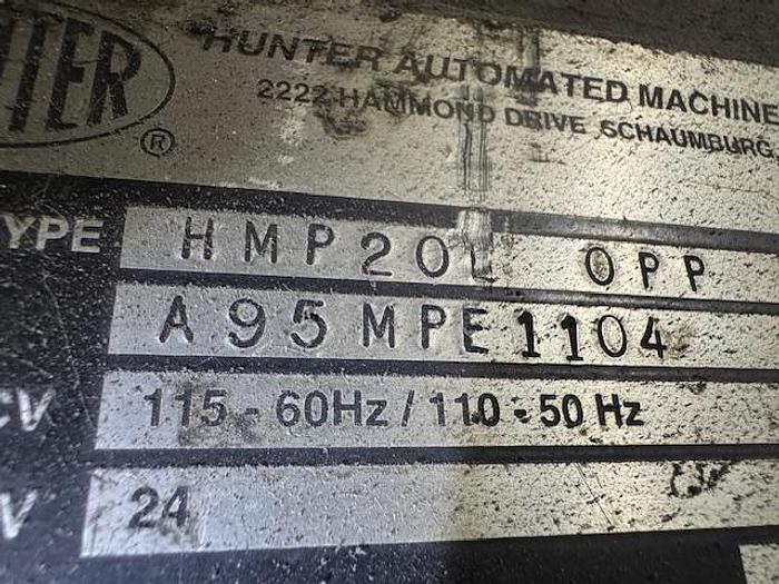 Used HUNTER 20E MOLDING MACHINE
