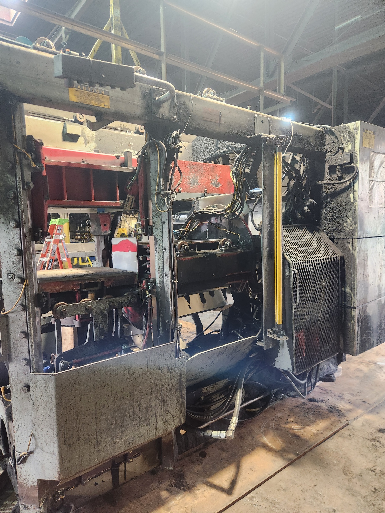 Used 1994 HUNTER 20E AUTOMATED MOLDING MACHINE