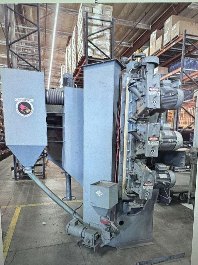 Used CARDINAL 3 WHEEL 36" TABLE TYPE BLAST CABINET