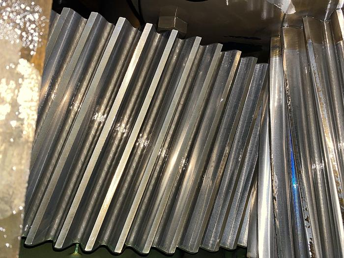 Used 1999 SIMPSON 2F GEAR BOX