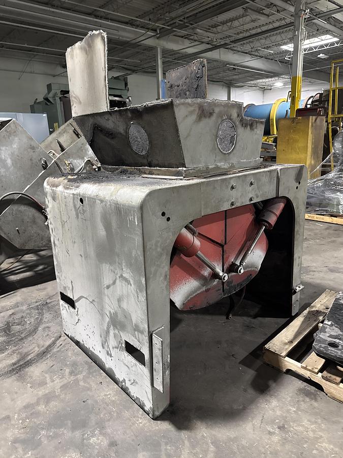 Used 1996 HUNTER HMP-32E 30X32