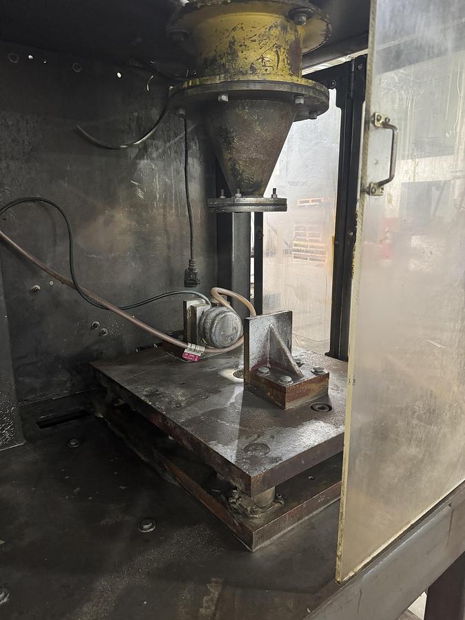 Used PALMER CM25 COREMAKER