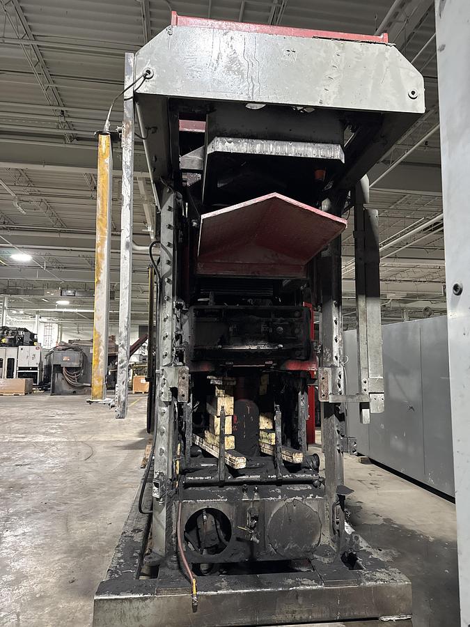 Used 1996 HUNTER HMP-32E 30X32