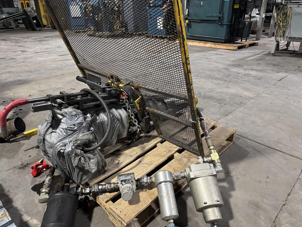 Used VULCAN ACTION 100H AIR IMPACT HAMMER