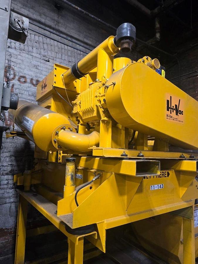 Used HI-VAC 450 PORTABLE VACUUM