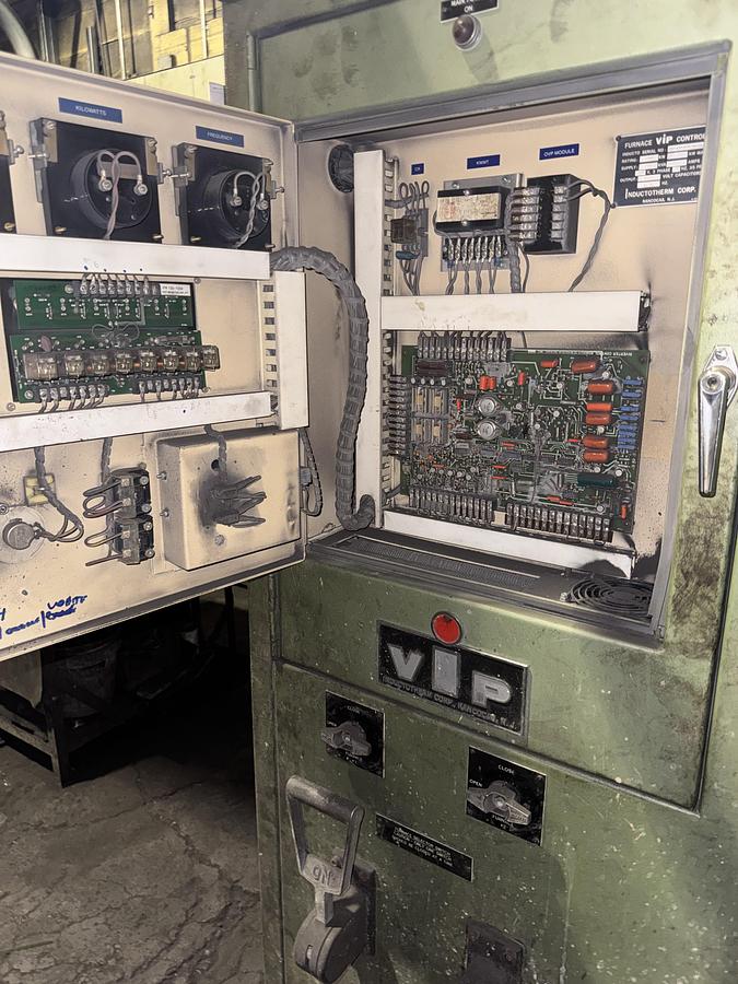 Used 1984 INDUCTOTHERM 250-10 POWER TRAK POWER SUPPLY