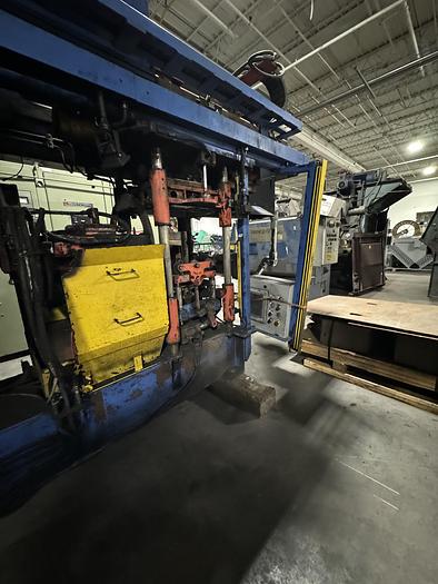 Used EMI 10 MOLDING MACHINE