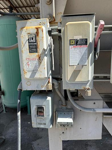 Used AAF PULSE TYPE DUST COLLECTOR