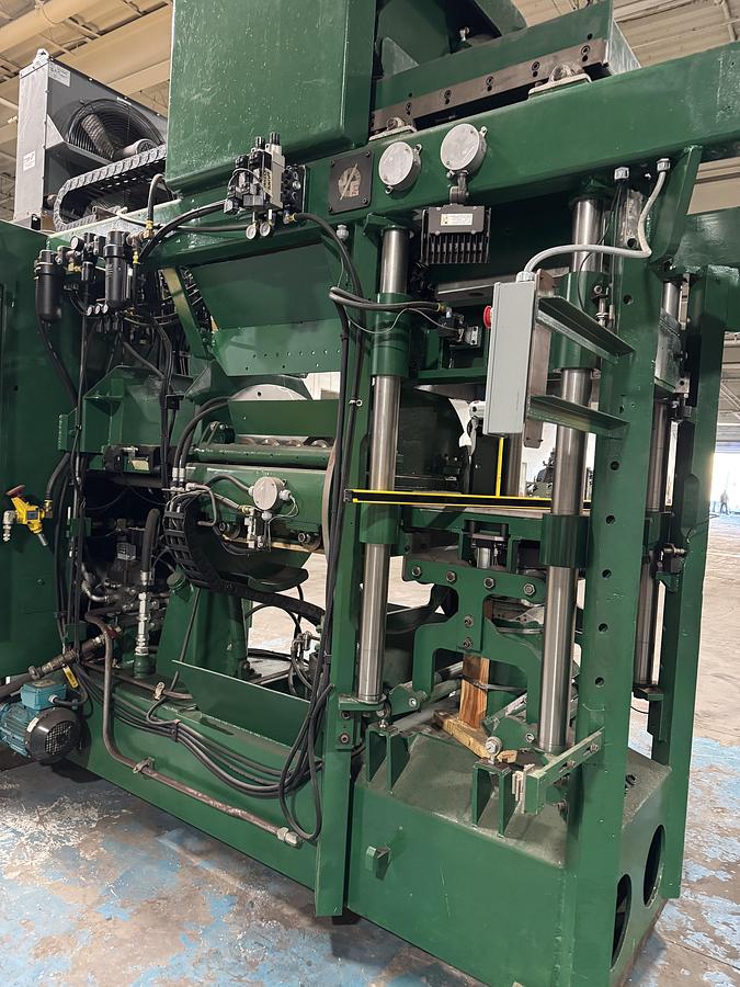 Used HUNTER HMP-20C AUTOMATED MOLDING MACHINE