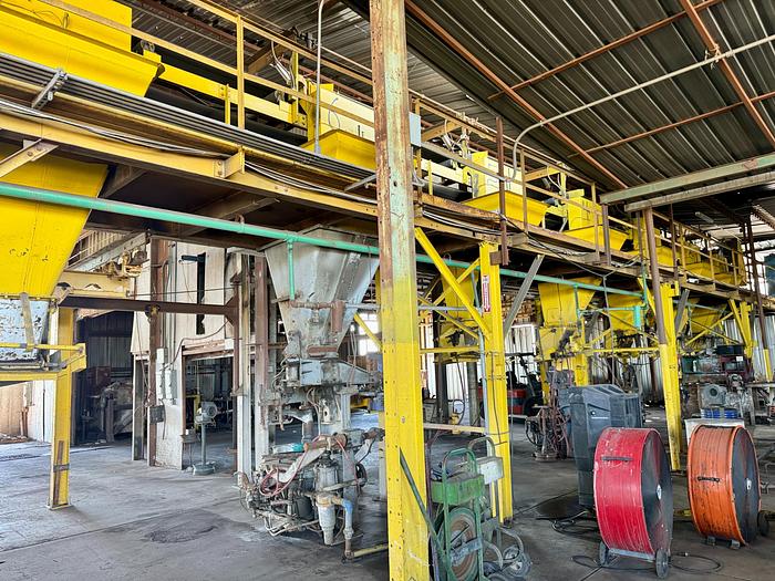 Used OVERHEAD SAND DISTRIBUTION BELT