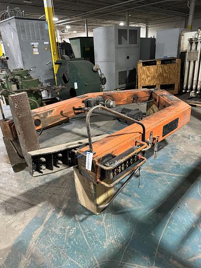 Used QUIPTEC QSR6K FLASKLESS MOLD MANIPULATOR