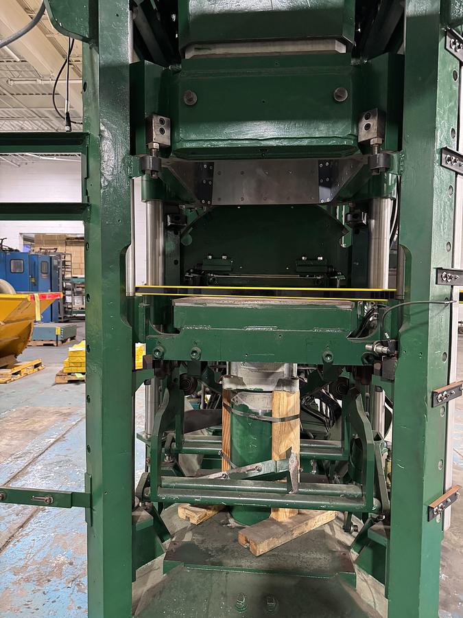Used HUNTER HMP-20C AUTOMATED MOLDING MACHINE