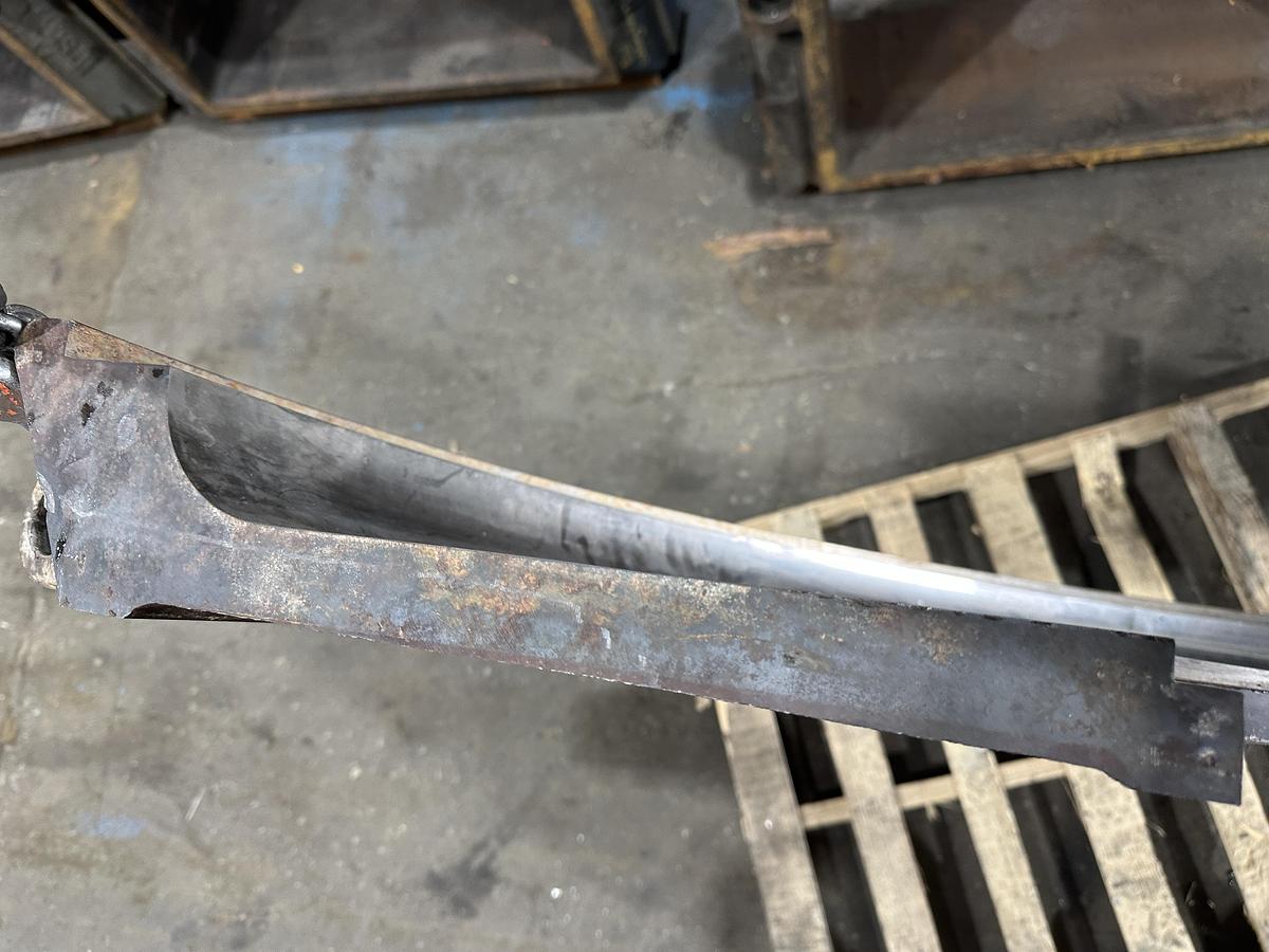 Used BEARDSLEY AND PIPER 75B NI-HARD MULLER BOTTOM