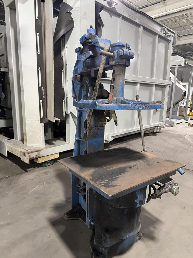 Used OSBORN JOLT SQUEEZE MOLDING PRESS