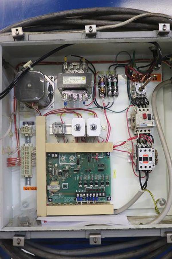 Used DONALSON TORIT DF 2DF8 CARTIDGE DUST COLLECTOR