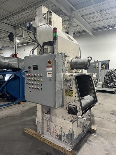 Used WHEELABRATOR WTB-3 RUBBER BARREL TUMBLE BLAST MACHINE