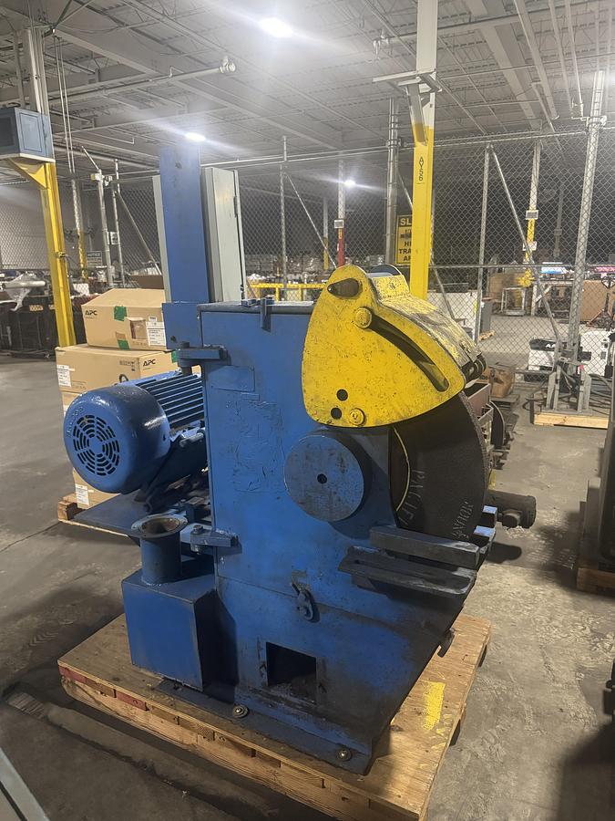 Used FOX 630 LH 30" SNAP TRAP GRINDER