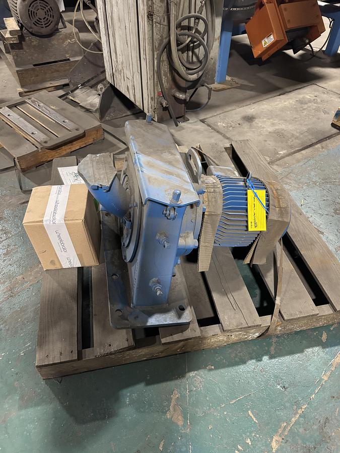 WHEELABRATOR EZ-FIT SHOT BLAST WHEEL 7.5 HP