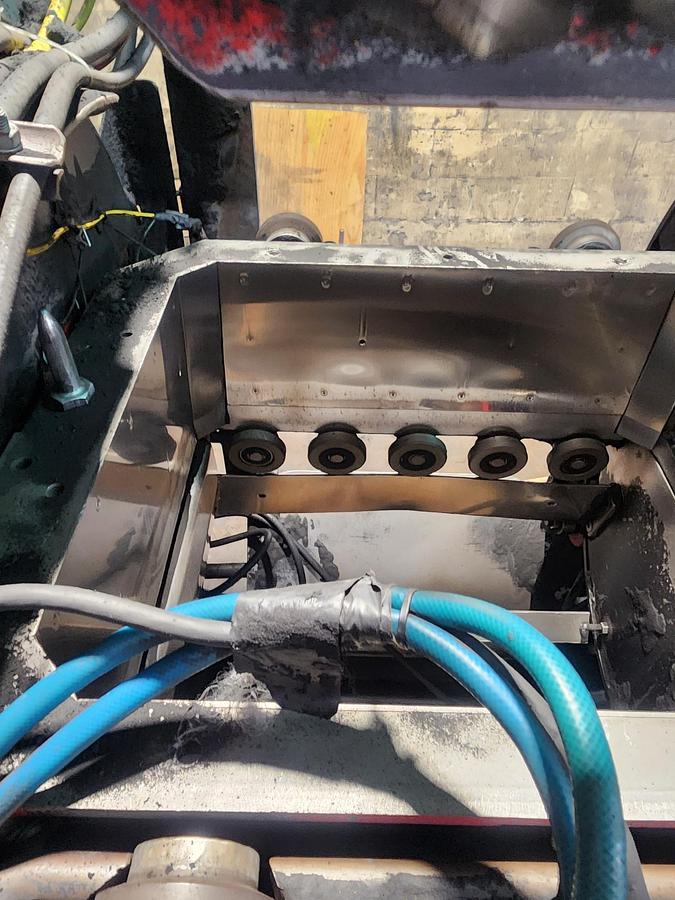 Used 1994 HUNTER 20E AUTOMATED MOLDING MACHINE