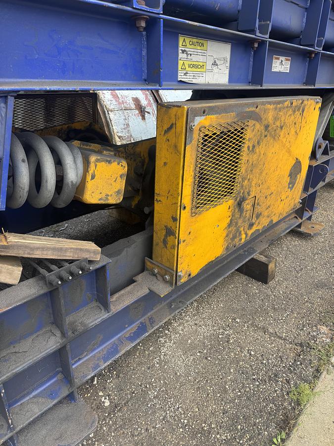 Used 2019 GENERAL KINEMATICS SCRT OSCILLATING CONVEYOR