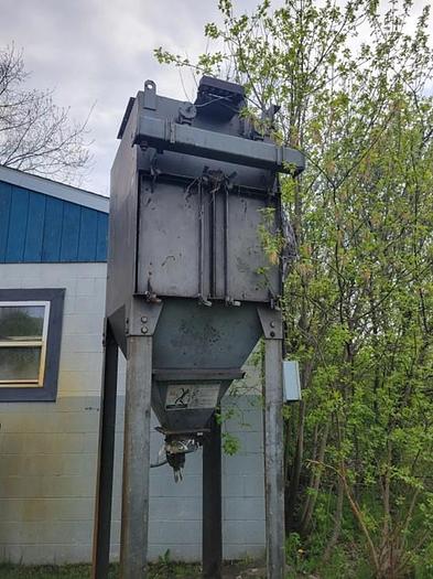 Used WHEELABRATOR TRB-6 RUBBER BELT BLASTING MACHINE