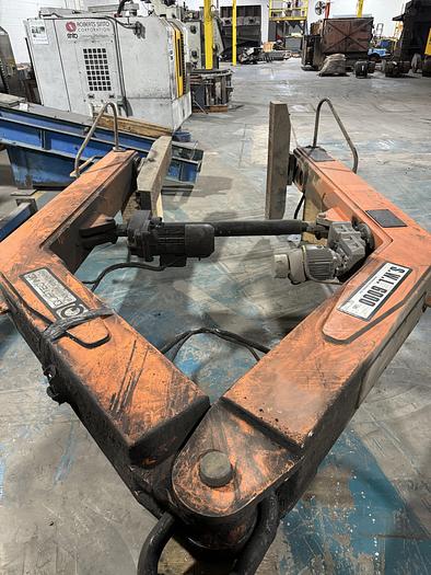 Used QUIPTEC QSR6K FLASKLESS MOLD MANIPULATOR