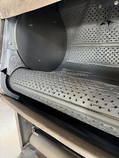 Used WHEELABRATOR 5 CU.FT. RUBBER BELT