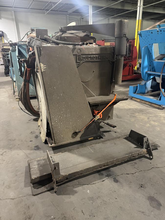 Used 2005 INDUCTOTHERM VIP POWER TRAK 750-10CR, 1 TON