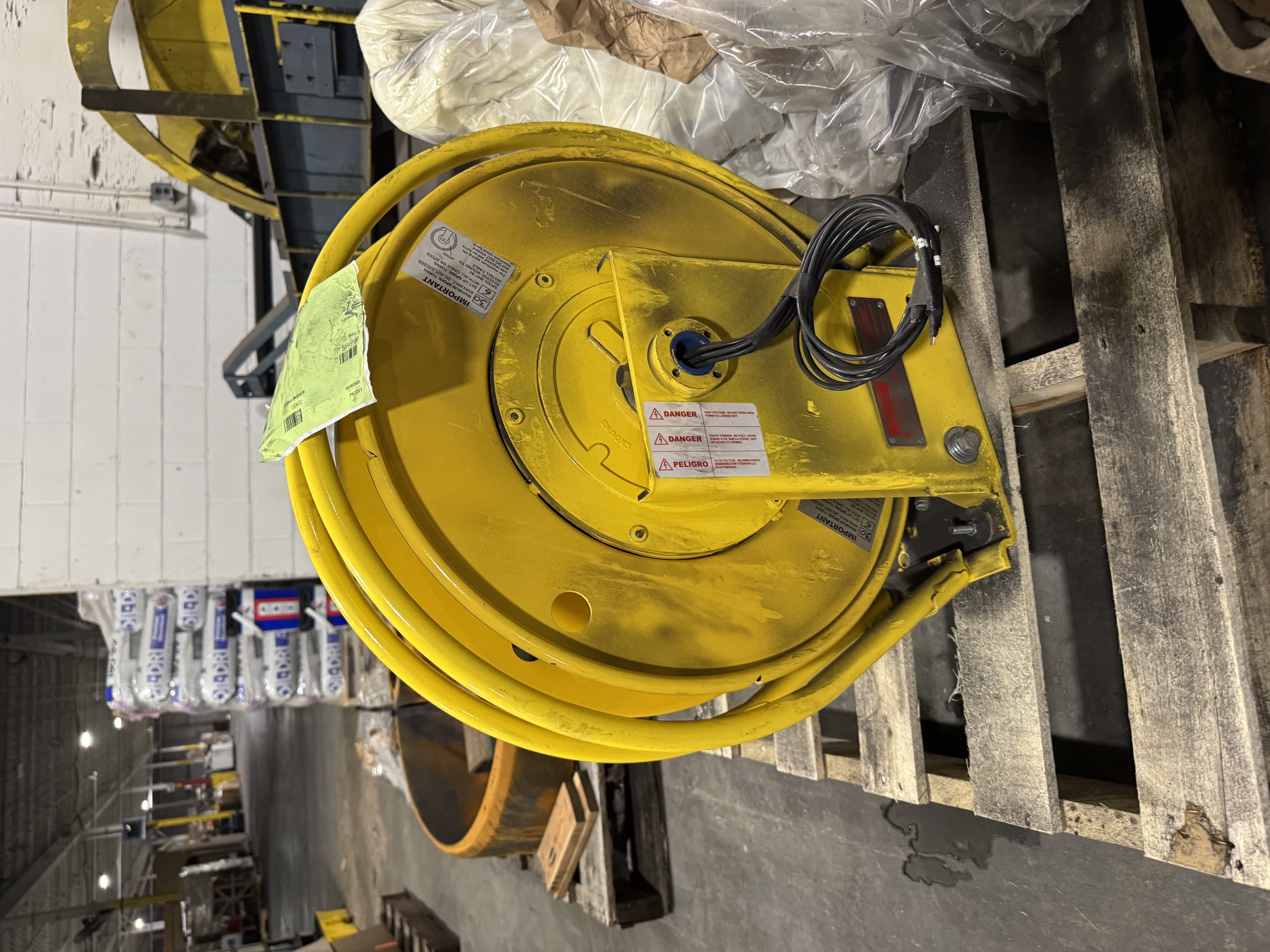 Used AERO-MOTIVE ELECTRIC CABLE REEL