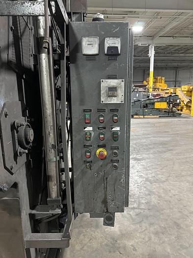 Used 2004 DELONG SUPER 14 RUBBER BELT SHOT BLAST MACHINE