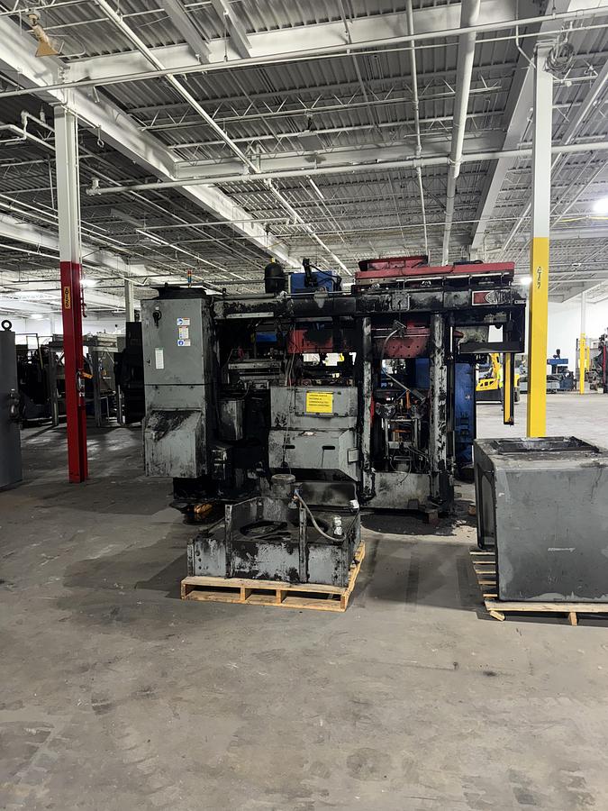 Used 2008 HUNTER XL-2024 AUTOMATIC MOLDING MACHINE