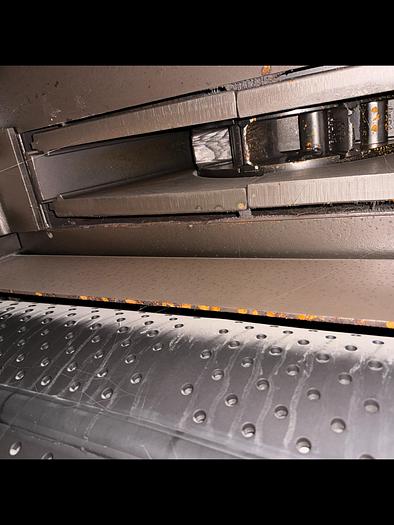 Used WHEELABRATOR TBR-6 RUBBER BELT BLASTING MACHINE