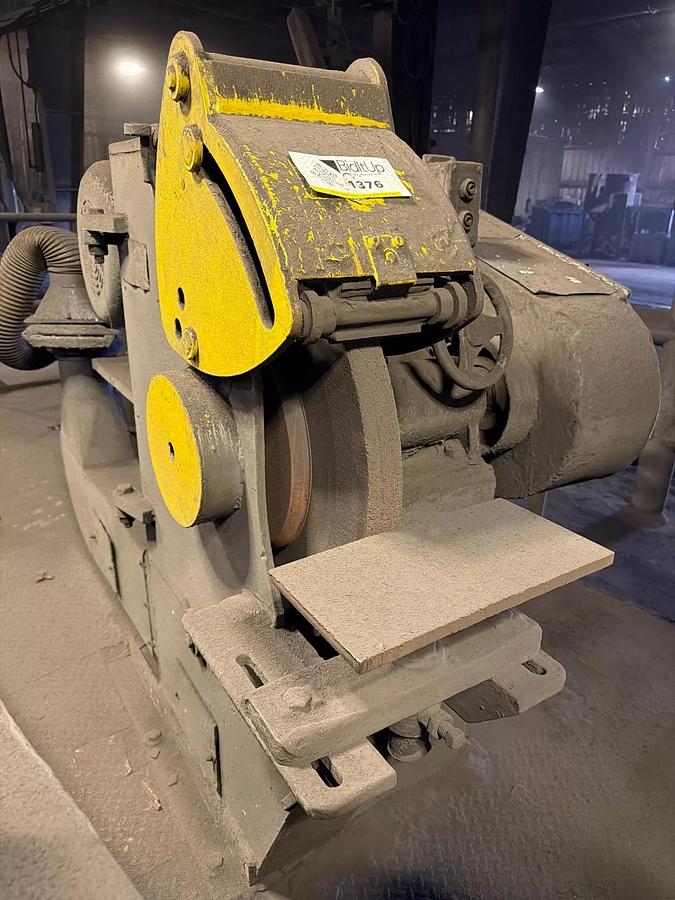 Used FOX 30" SNAP TRAP GRINDER