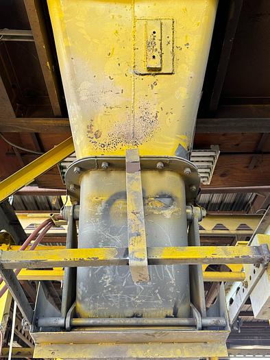 Used OVERHEAD SAND DISTRIBUTION BELT