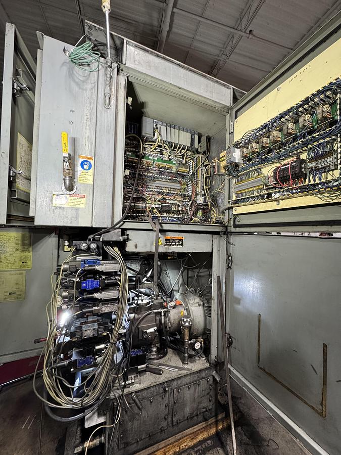 Used 2008 HUNTER XL-2024 AUTOMATIC MOLDING MACHINE