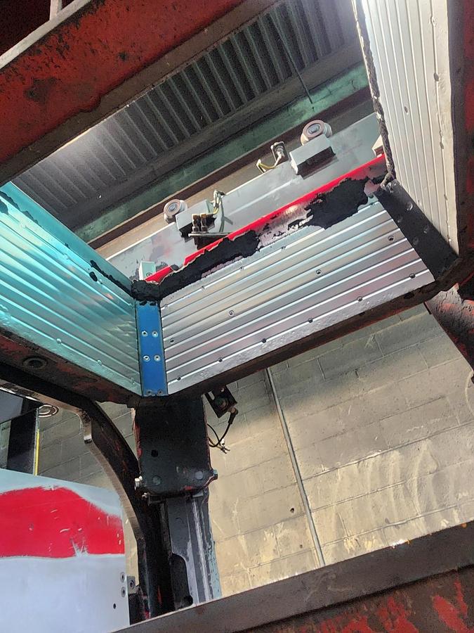 Used 1994 HUNTER 20E AUTOMATED MOLDING MACHINE