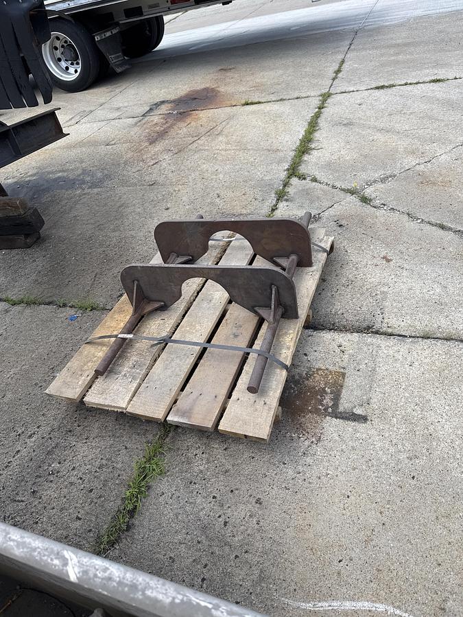 Used IGNOT LINE  PIG MOLD CONVEYOR